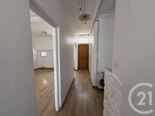  Maison à louer 4 pièces 131 m²