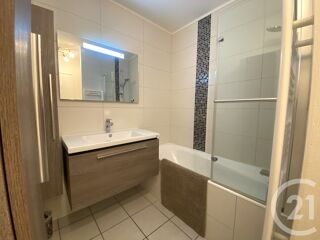 Appartement à louer 2 pièces 43 m²