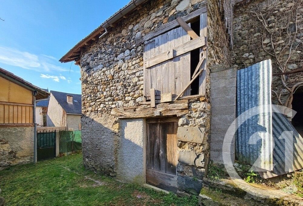 À Audressein, dans un village paisible où la nature s'in....