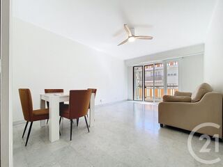  Appartement à louer 3 pièces 73 m²