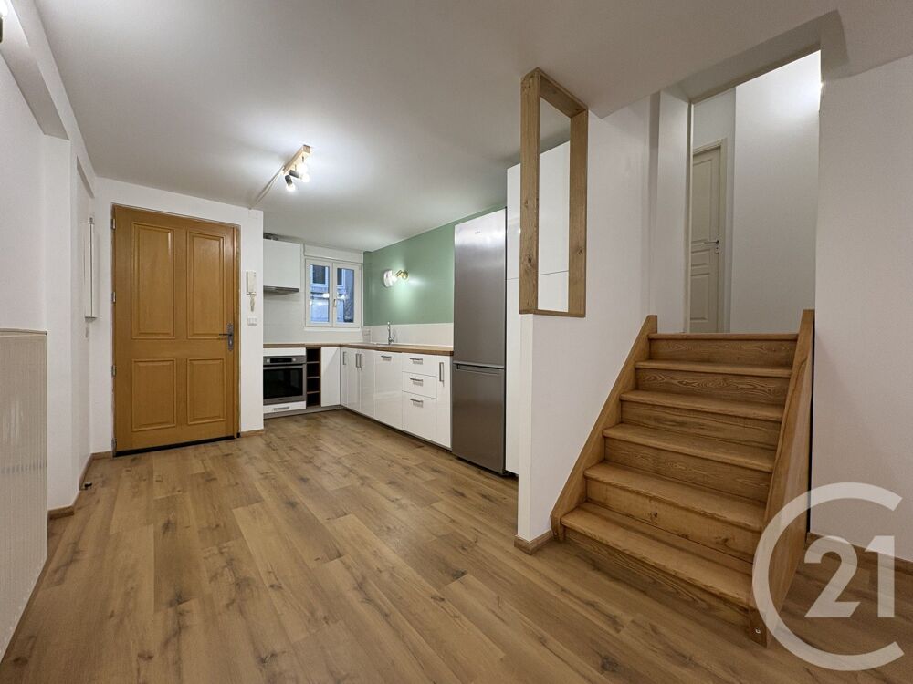 CENTURY 21 CHAPRAIS IMMOBILIER À BESANÇON VOUS PROPOSE :....