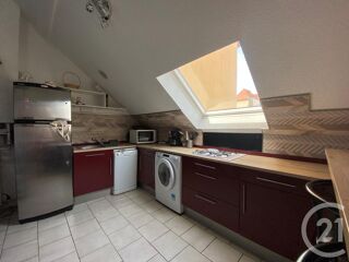  Appartement à louer 4 pièces 91 m²