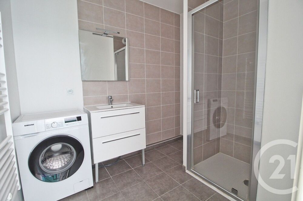 location Appartement - 2 pièce(s) - 43 m² Montluel (01120)