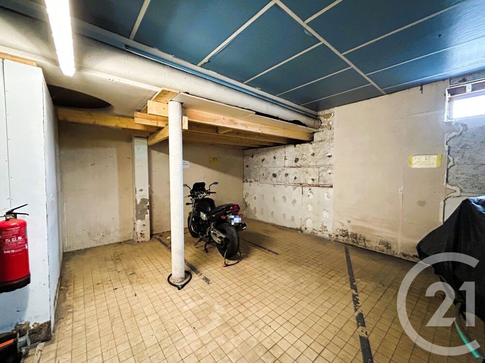 vente Parking / Garage - 370 m² Calais (62100)