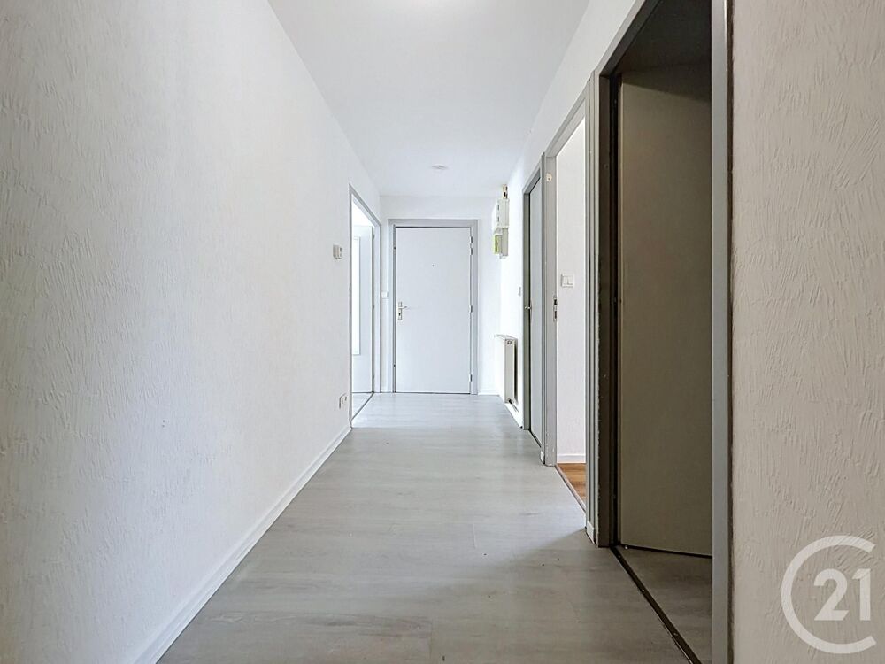 location Appartement - 2 pièce(s) - 60 m² Lure (70200)