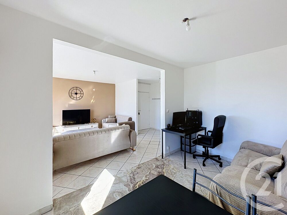 vente Appartement - 4 pièce(s) - 76 m² Saint-Fons (69190)