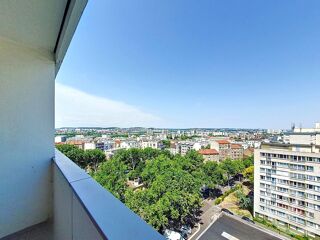  Appartement  vendre 4 pices 79 m
