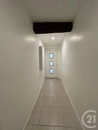  Maison à louer 4 pièces 85 m²