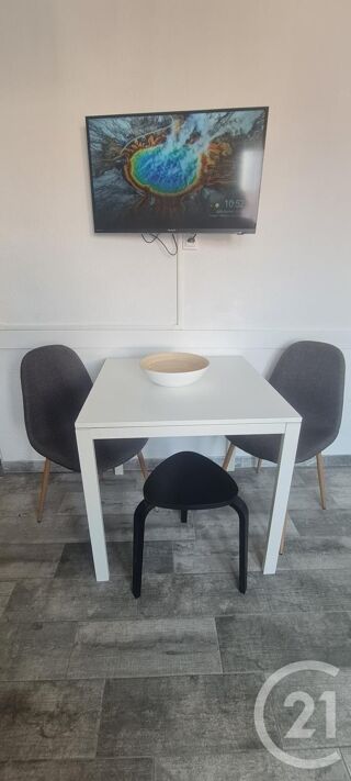  Appartement à louer 2 pièces 25 m²