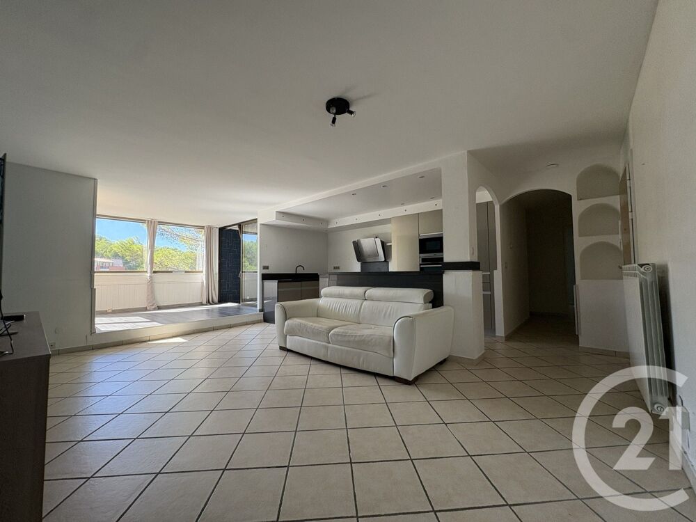 À VENDRE APPARTEMENT T4 SECTEUR RECHERCHÉ TAMARIS <br....