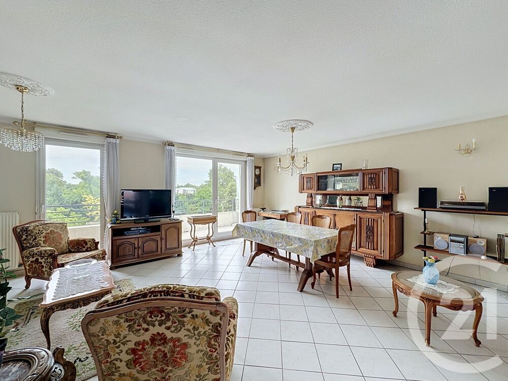 Appartement 4 pièces 88 m² · à Venissieux · 88 m² · 220 000 €