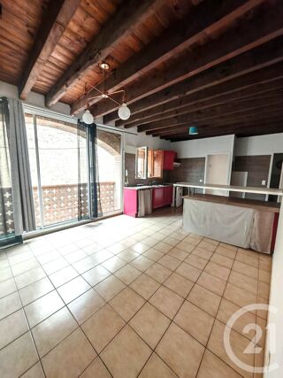  Appartement à louer 3 pièces 51 m²