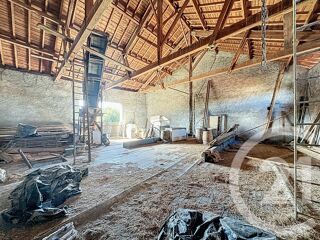  Maison  vendre 6 pices 735 m