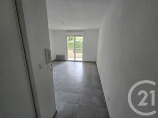  Appartement à louer 2 pièces 37 m²