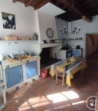  Maison  vendre 6 pices 368 m