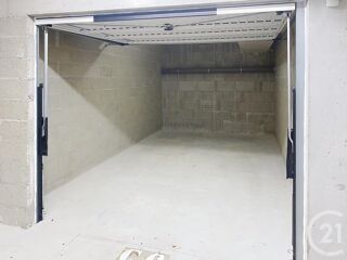  Parking / Garage � louer 15 m�