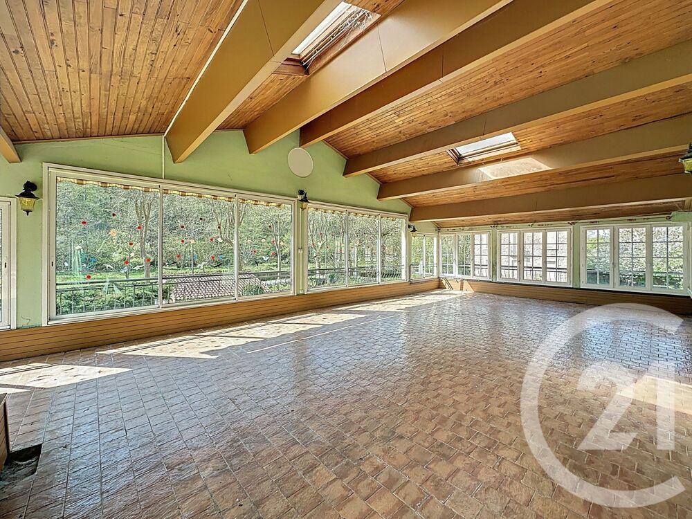 vente Maison - 6 pi�ce(s) - 266 m� Castelnau-Durban (09420)