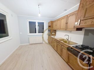  Maison à louer 5 pièces 79 m²
