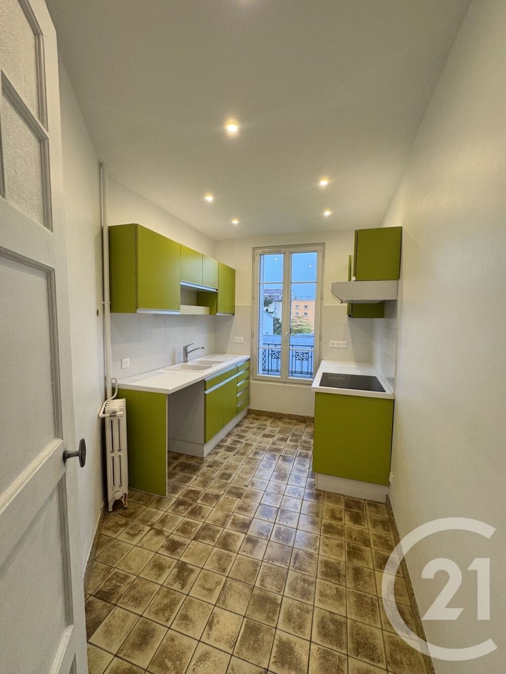 location Appartement - 3 pièce(s) - 62 m² Asnières-sur-Seine (92600)