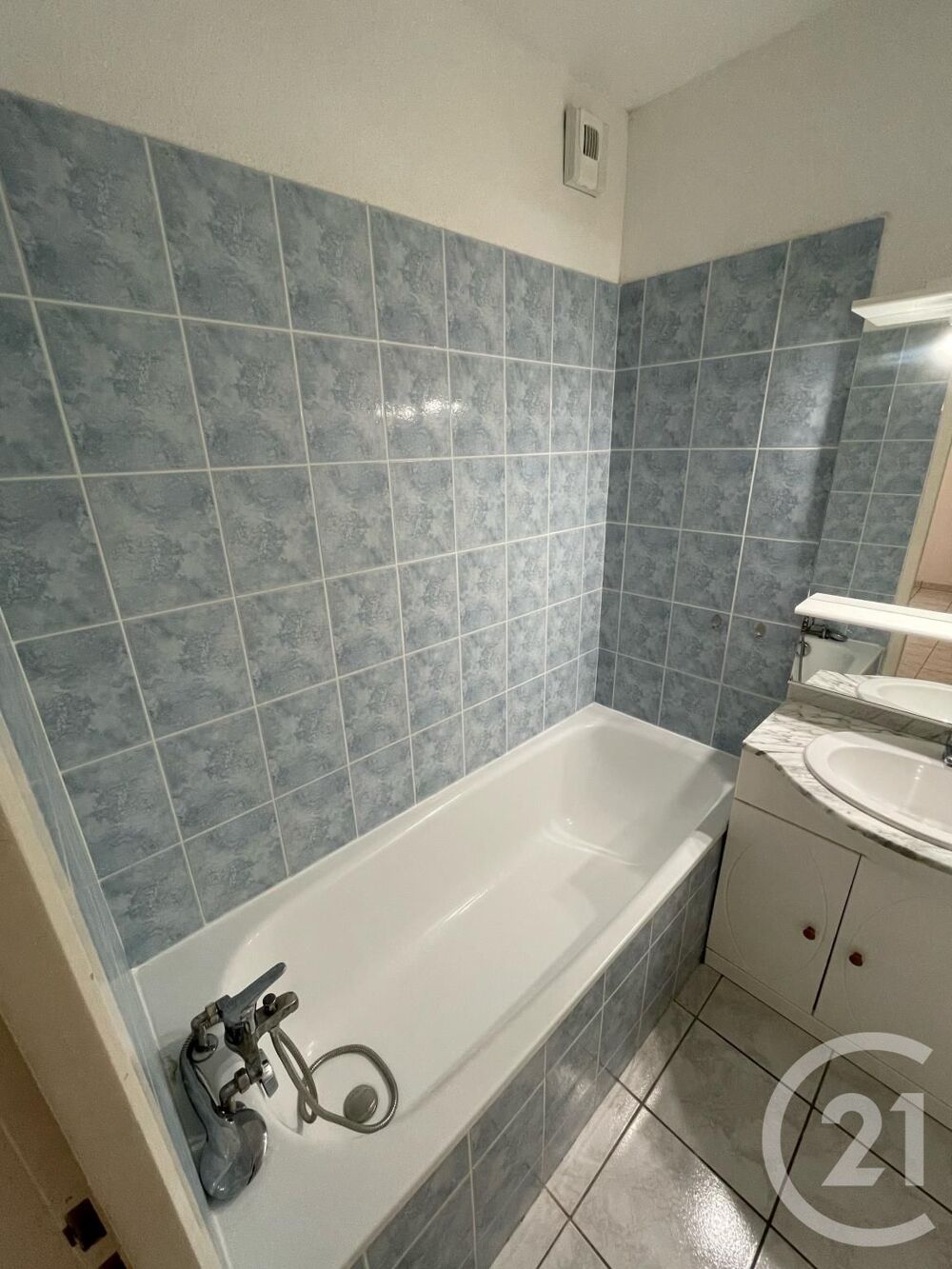 location Appartement - 2 pièce(s) - 35 m² Besançon (25000)