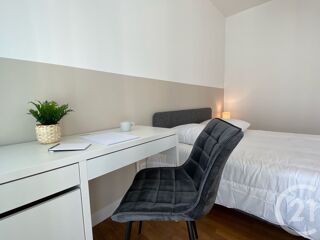  Appartement à louer 4 pièces 64 m²