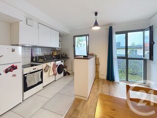  Appartement à louer 2 pièces 42 m²