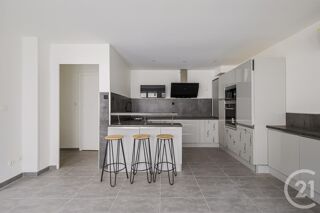  Appartement à vendre 4 pièces 81 m²