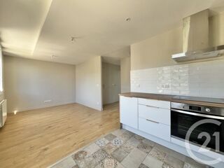  Appartement à louer 3 pièces 49 m²