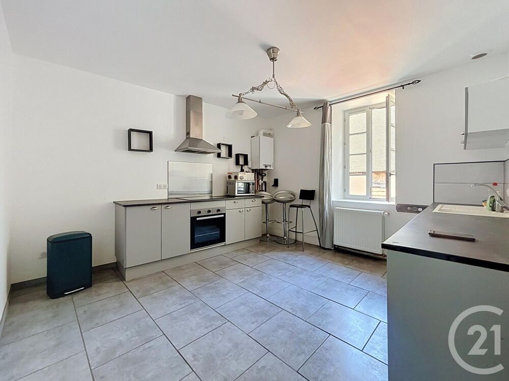 location Appartement - 3 pièce(s) - 70 m² Saint-Pourçain-sur-Sioule (03500)