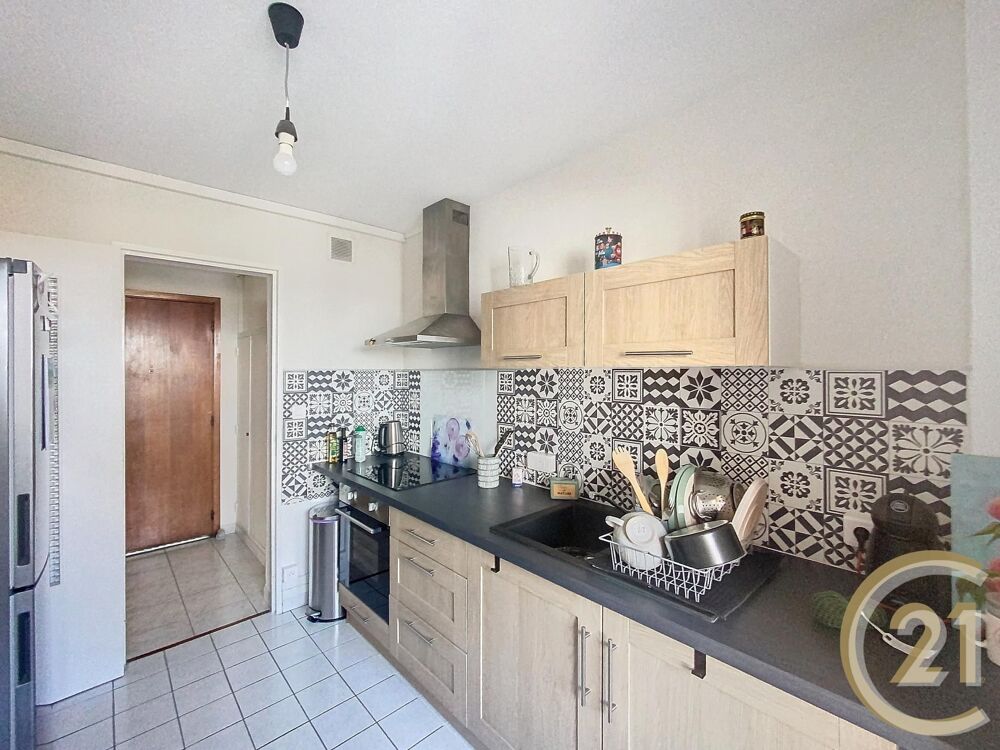À vendre à Sochaux, cet appartement de 56 m² au 8ème éta....