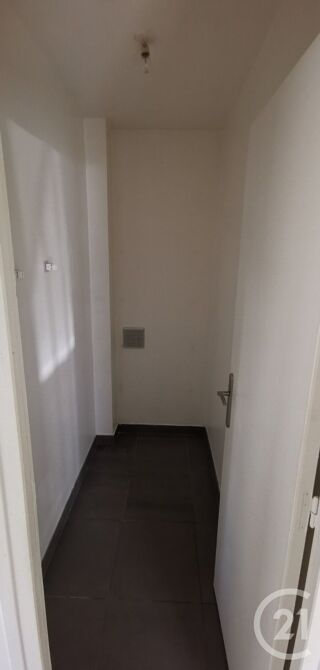  Appartement à louer 2 pièces 44 m²
