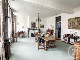  Immeuble à vendre 1230 m²