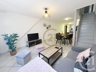  Appartement à louer 4 pièces 73 m²