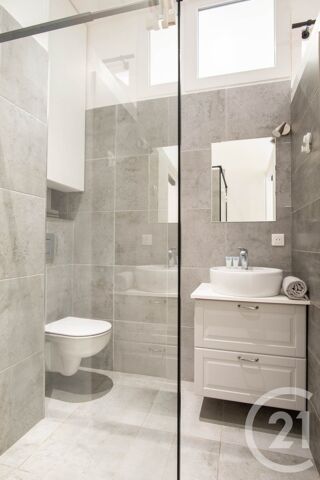  Appartement à louer 2 pièces 28 m²