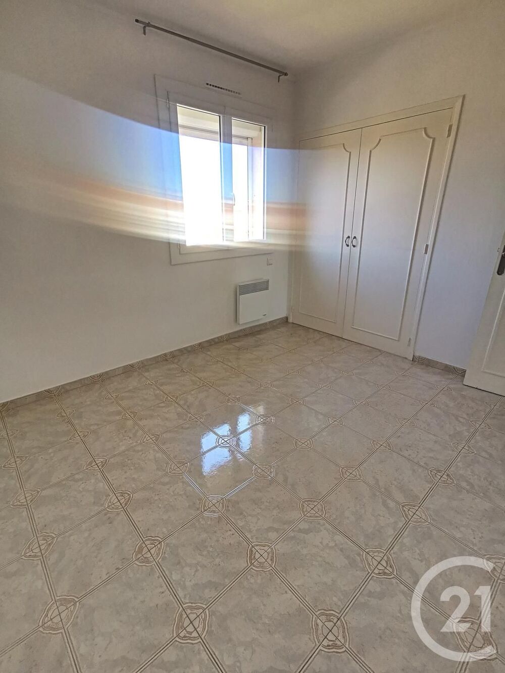 location Appartement - 3 pièce(s) - 66 m² Perpignan (66000)