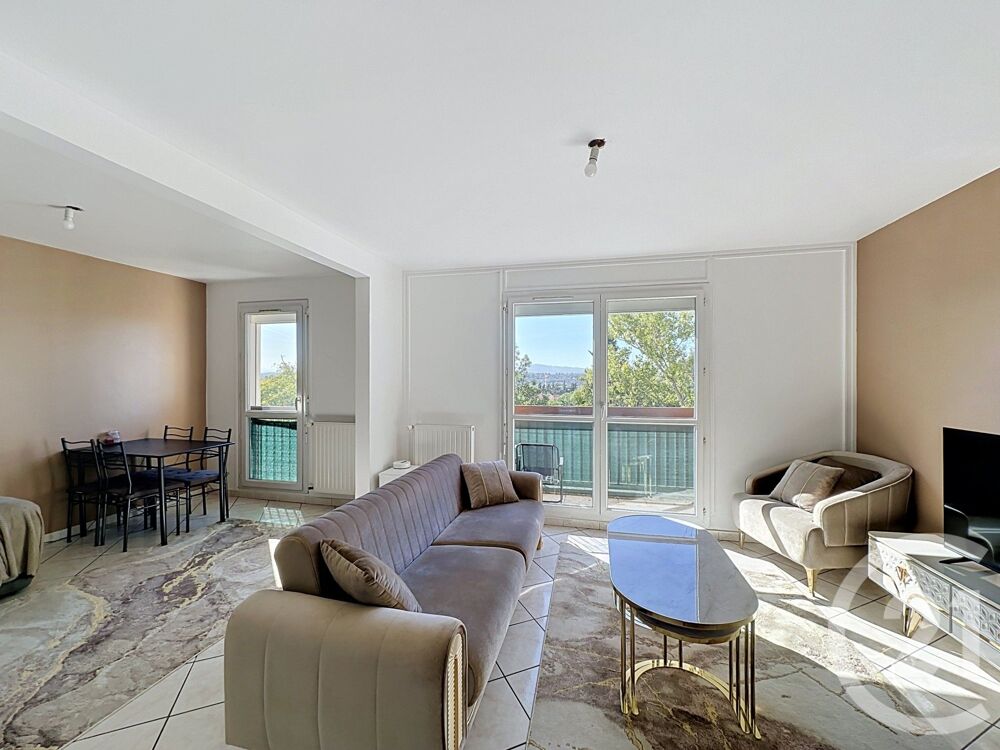 vente Appartement - 4 pièce(s) - 76 m² Saint-Fons (69190)