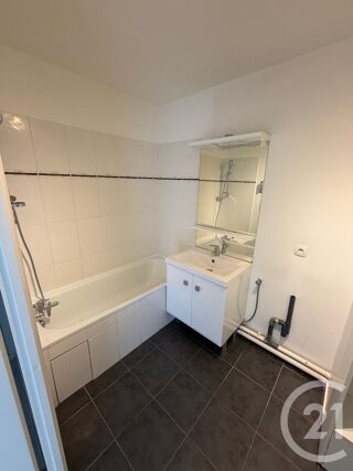  Appartement � louer 2 pi�ces 45 m�