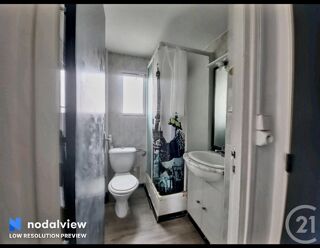  Maison  vendre 8 pices 642 m