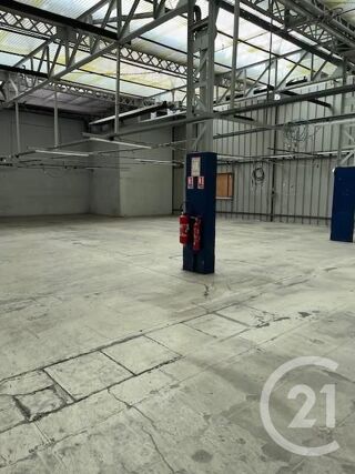  Immeuble à vendre 3200 m²