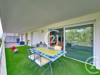  Appartement � vendre 4 pi�ces 144 m�