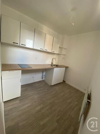  Appartement à louer 2 pièces 35 m²