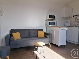  Appartement à louer 2 pièces 35 m²