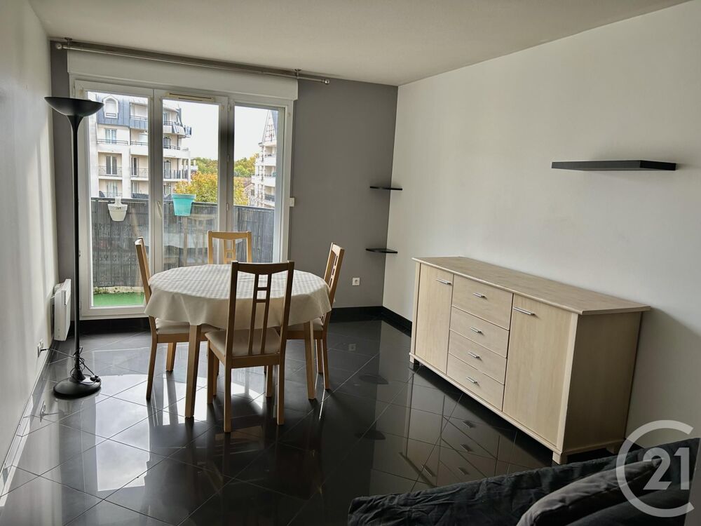 location Appartement - 2 pièce(s) - 43 m² Viry-Châtillon (91170)