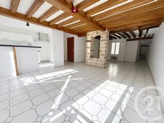  Appartement à louer 5 pièces 94 m²