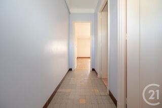vente Maison - 7 pièce(s) - 326 m² Peyriac-Minervois (11160)