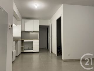 location Appartement - 3 pièce(s) - 56 m² Istres (13800)