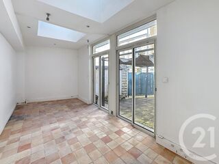  Maison  vendre 11 pices 200 m