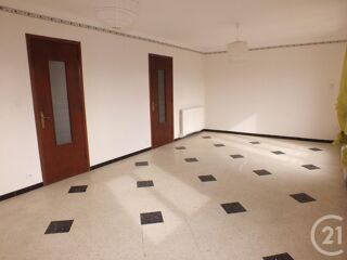  Maison � louer 3 pi�ces 240 m�