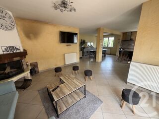  Maison à louer 5 pièces 171 m²