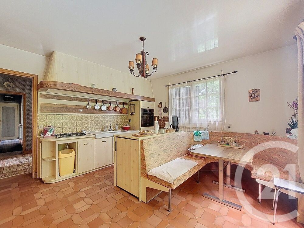 vente Maison - 5 pièce(s) - 170 m² Poligny (77167)